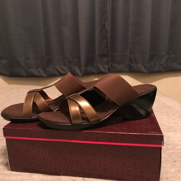 Bronze Sandals - Picture 5 of 7